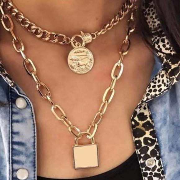 Infinity Raine Jewelry - LAST ONE! Locking In Your Love 2pc Chain Necklace